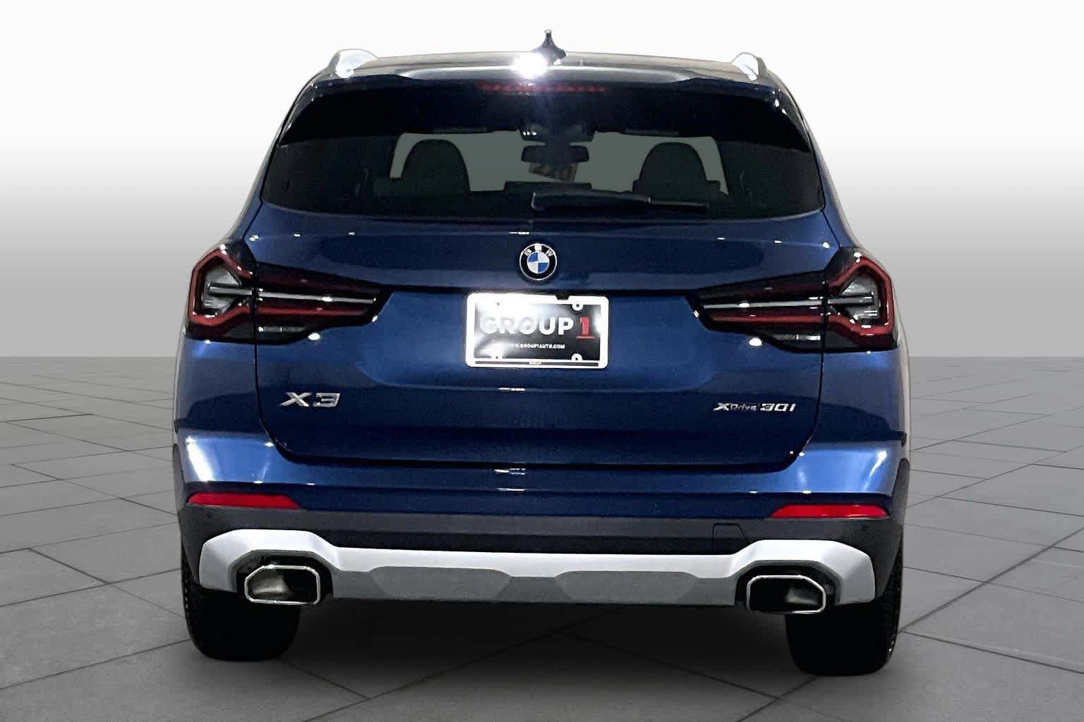 Used 2022 BMW X3 xDrive30i w/ Premium Package 2 AWD/4WD image 4
