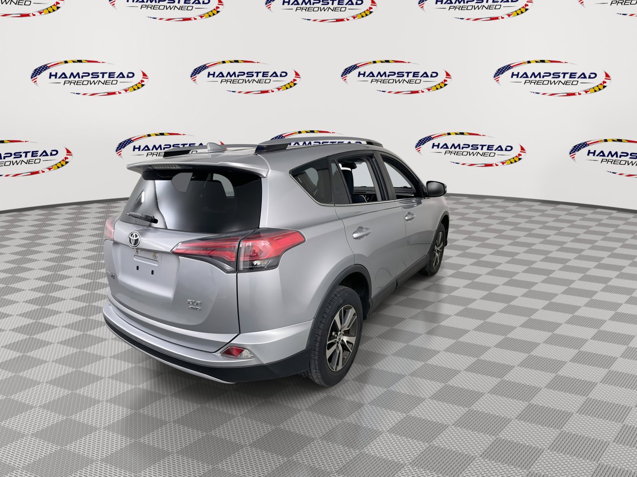 Used 2018 Toyota RAV4 XLE image 8