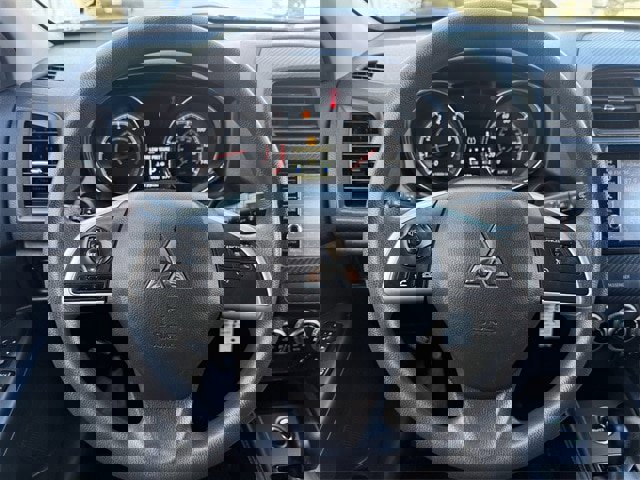 Used 2024 Mitsubishi Outlander Sport ES image 12