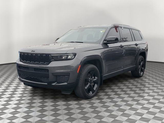 Used 2023 Jeep Grand Cherokee L Laredo RWD image 3