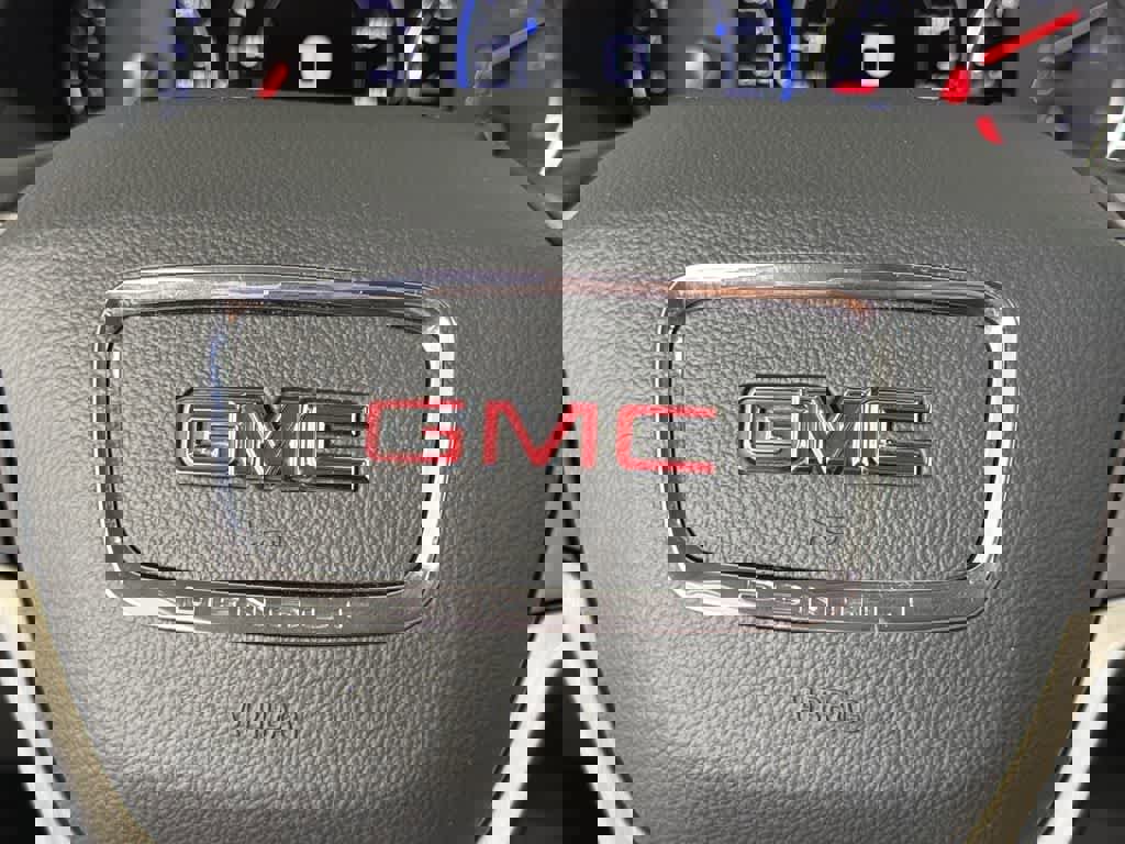 Certified 2022 GMC Acadia Denali w/ Denali Ultimate Package image 33