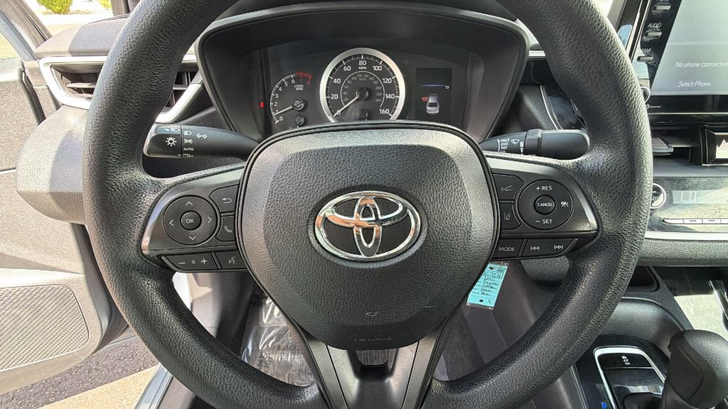 Used 2022 Toyota Corolla LE FWD image 18