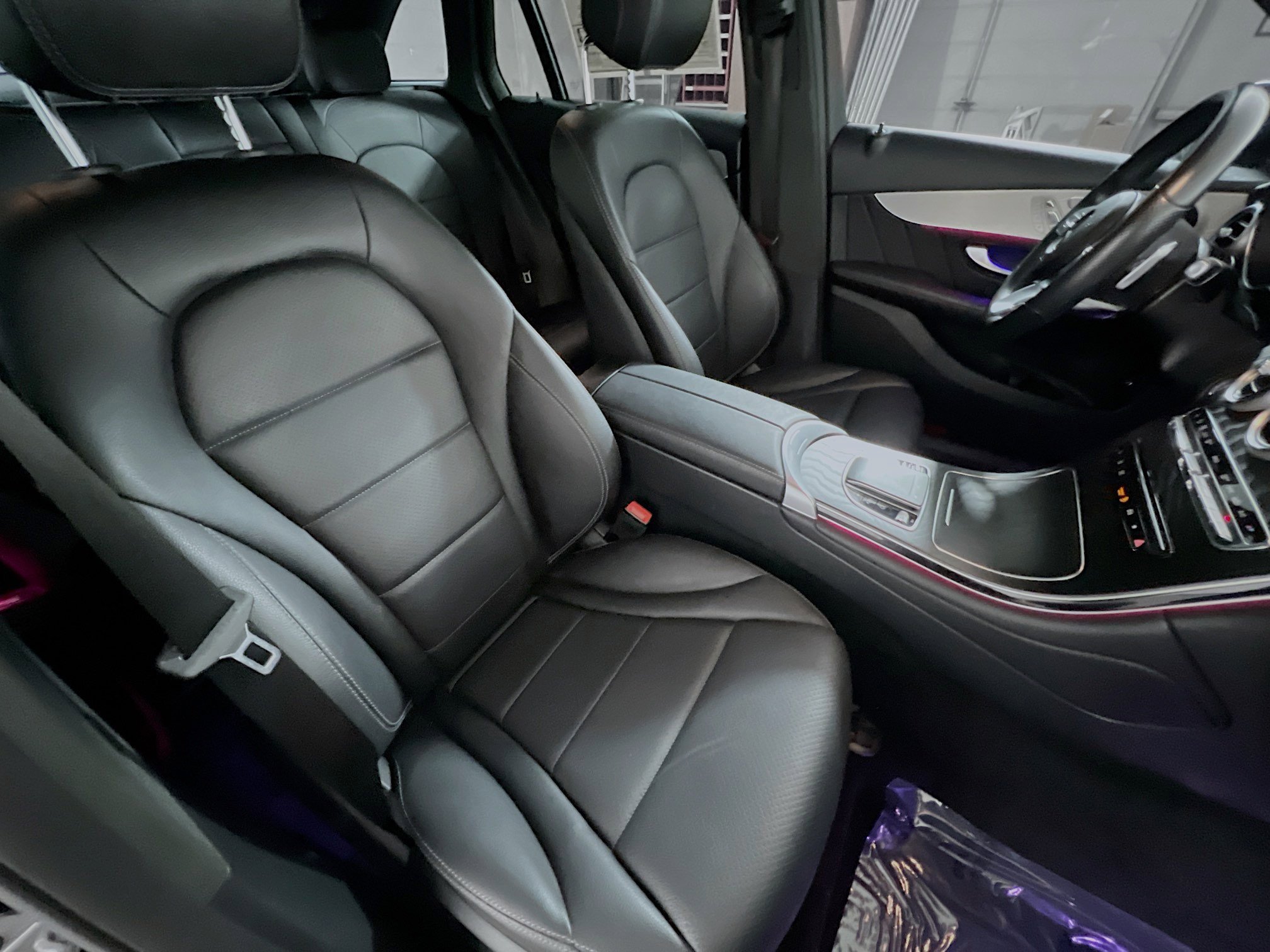 Used 2022 Mercedes-Benz GLC 300 image 31