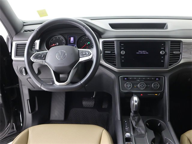 Used 2020 Volkswagen Atlas Cross Sport SE image 19