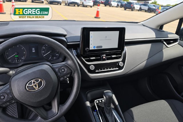 Used 2023 Toyota Corolla LE FWD image 14