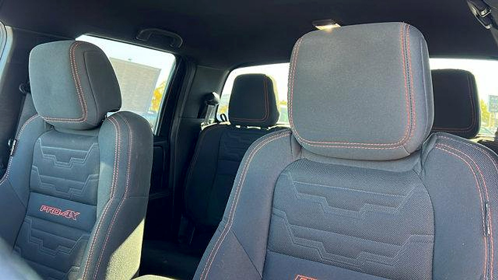 Used 2023 Nissan Frontier PRO-4X w/ Technology Package image 18