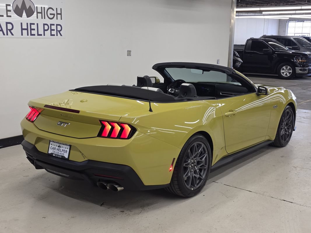 Used 2025 Ford Mustang GT Premium w/ GT Performance Package RWD image 13