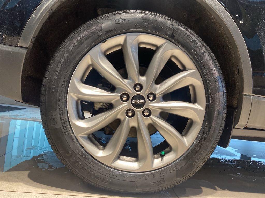 Used 2020 Lincoln Corsair Standard w/ Premium Package image 33