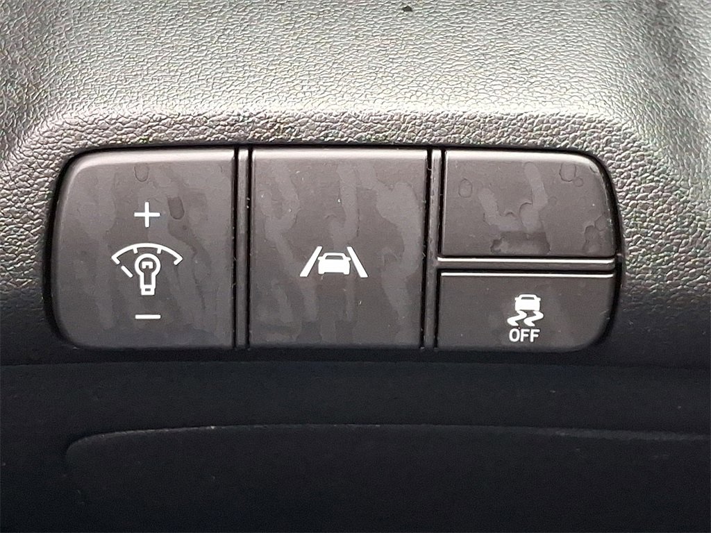 Used 2023 Hyundai Elantra SEL w/ Convenience Package image 24