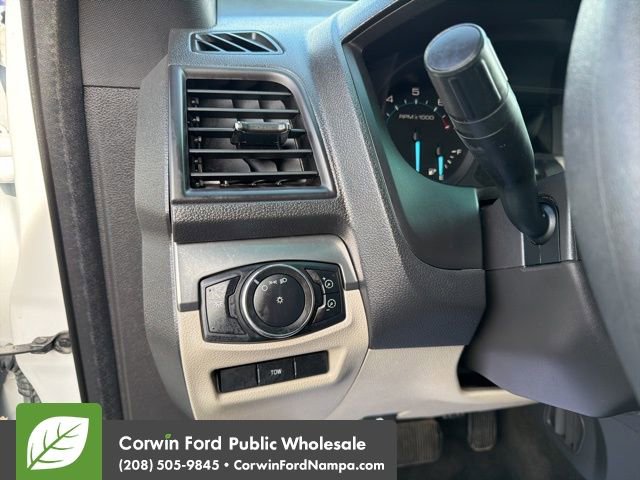 Used 2013 Ford Explorer 4WD w/ Class III Trailer Tow Pkg image 13