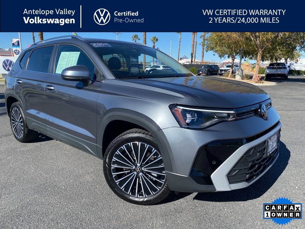 Certified 2025 Volkswagen Taos SE w/ Panoramic Sunroof Package