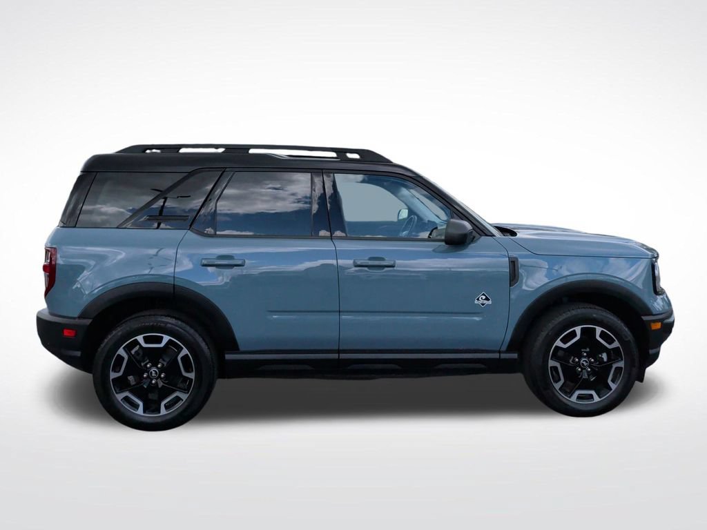 Certified 2022 Ford Bronco Sport Outer Banks w/ Tech Package AWD/4WD image 9