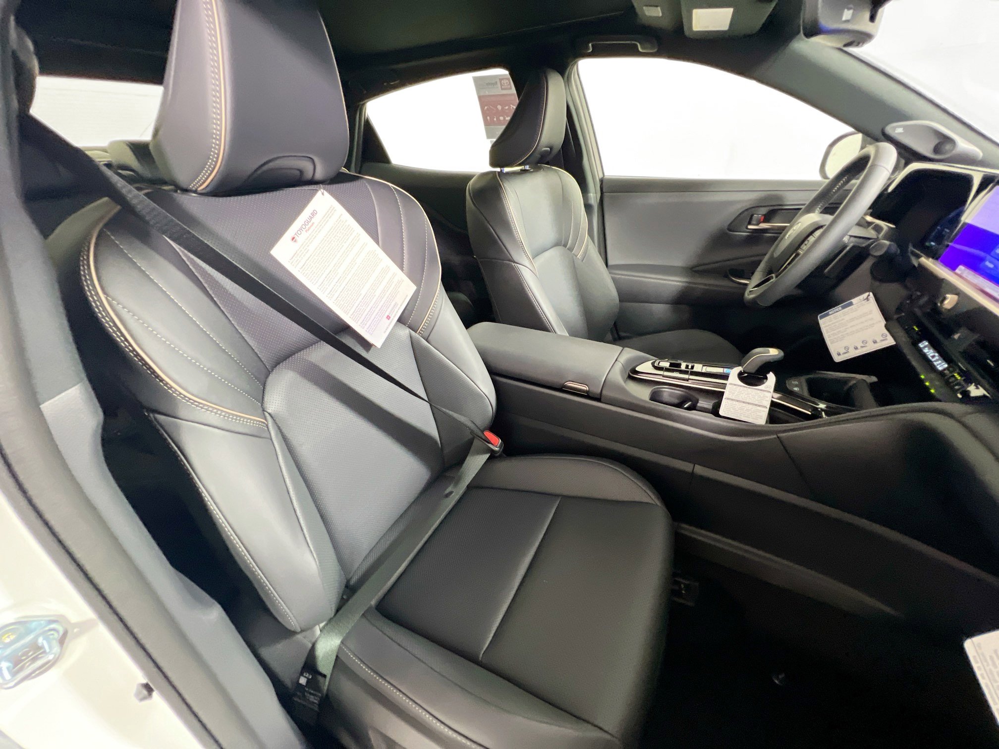 New 2026 Toyota Crown Platinum AWD/4WD image 31