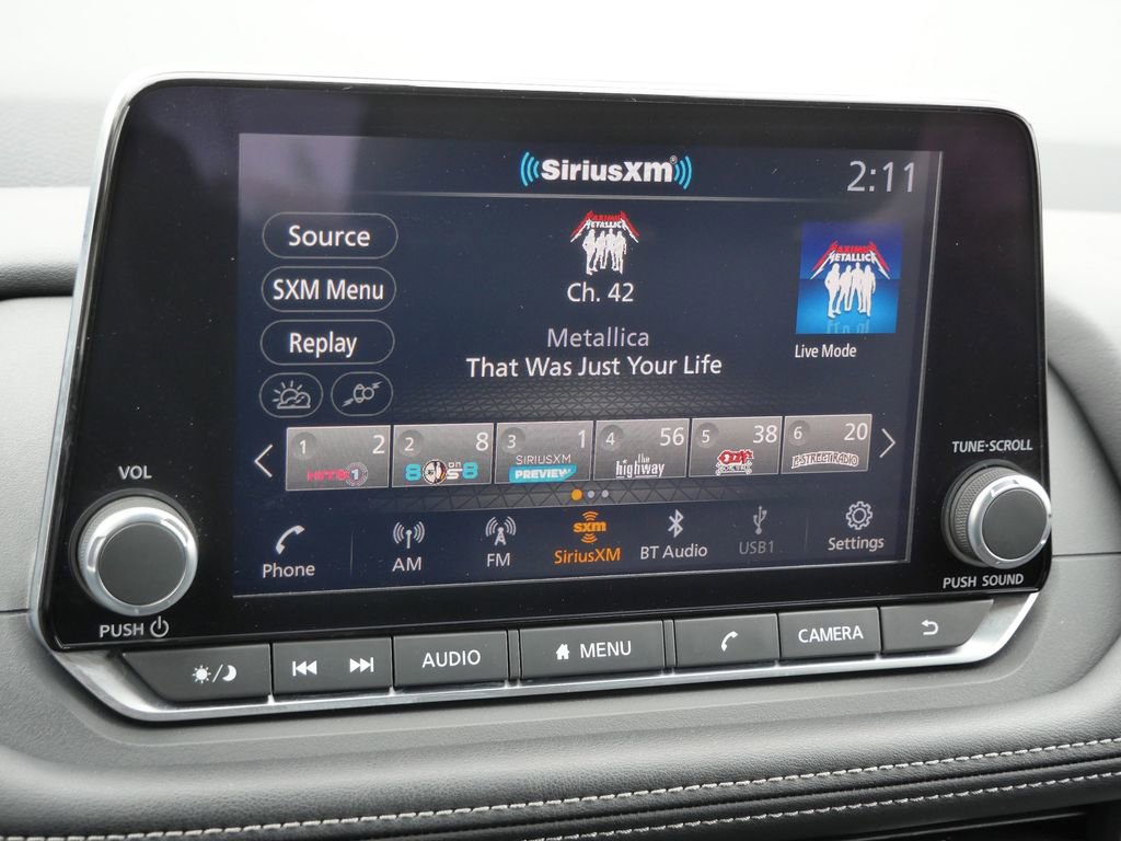 Used 2025 Nissan Rogue SV AWD/4WD image 38