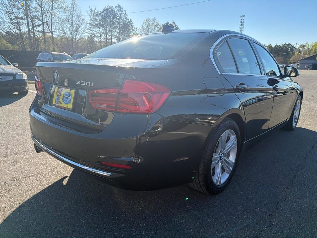 Used 2018 BMW 330i xDrive Sedan image 4