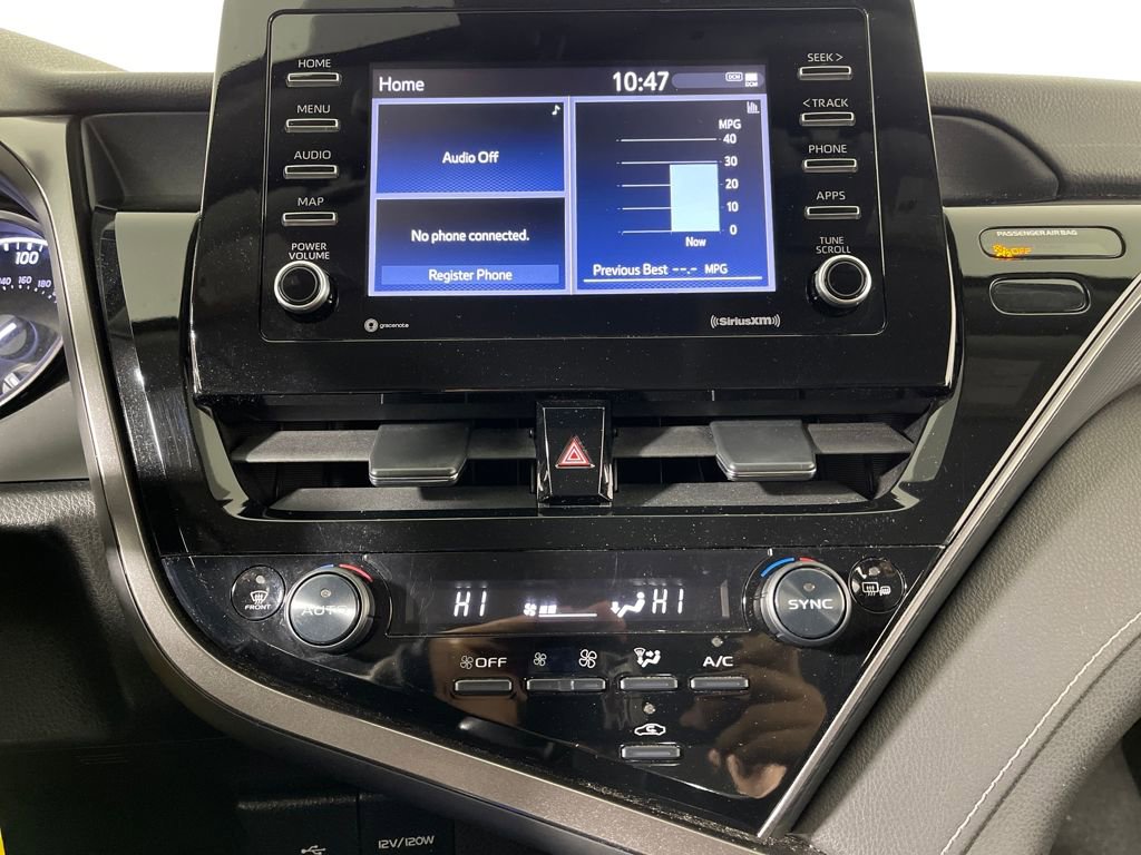 Used 2023 Toyota Camry SE image 23