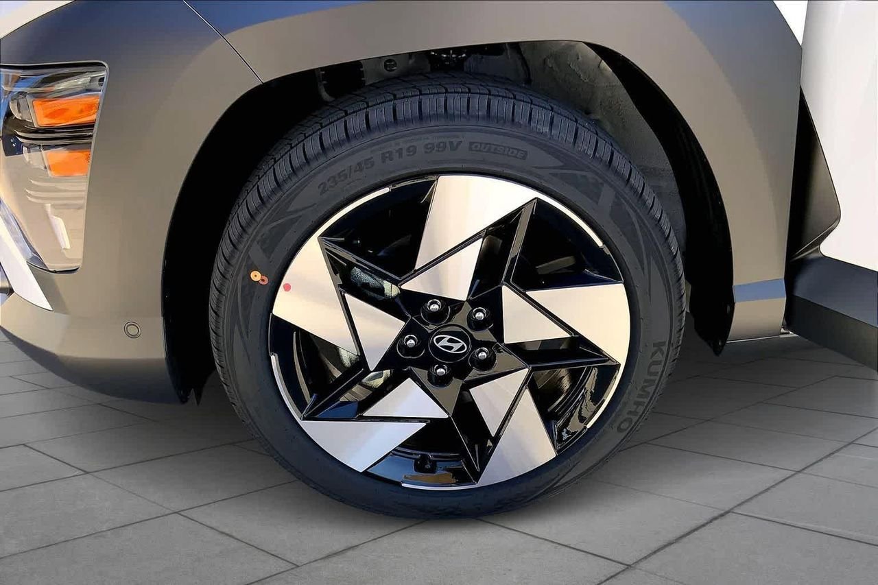 New 2026 Hyundai Kona Limited image 11