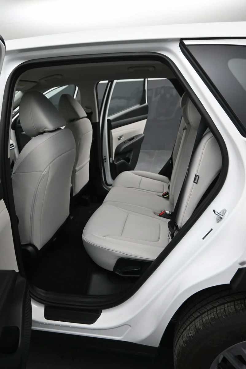 New 2026 Hyundai Tucson SE AWD/4WD image 15