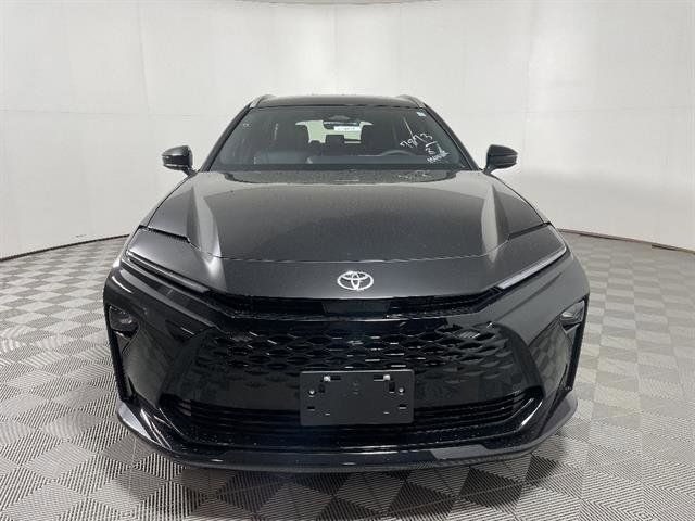 New 2026 Toyota Crown Signia AWD/4WD image 2