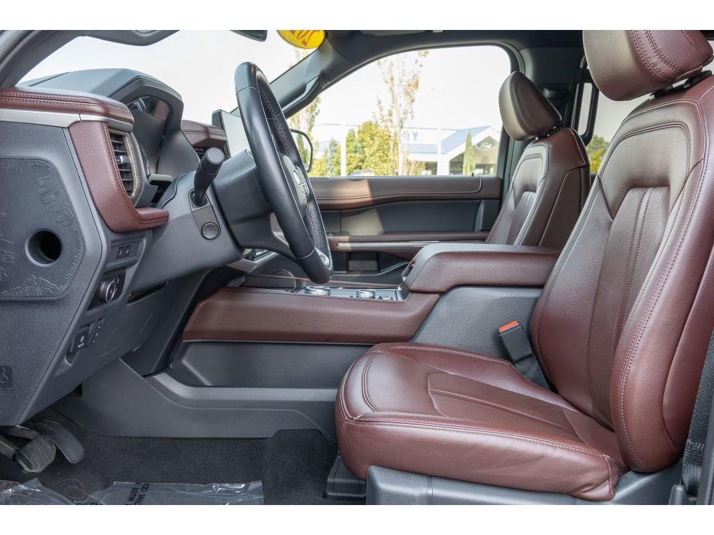 Used 2024 Ford Expedition Max Limited image 17