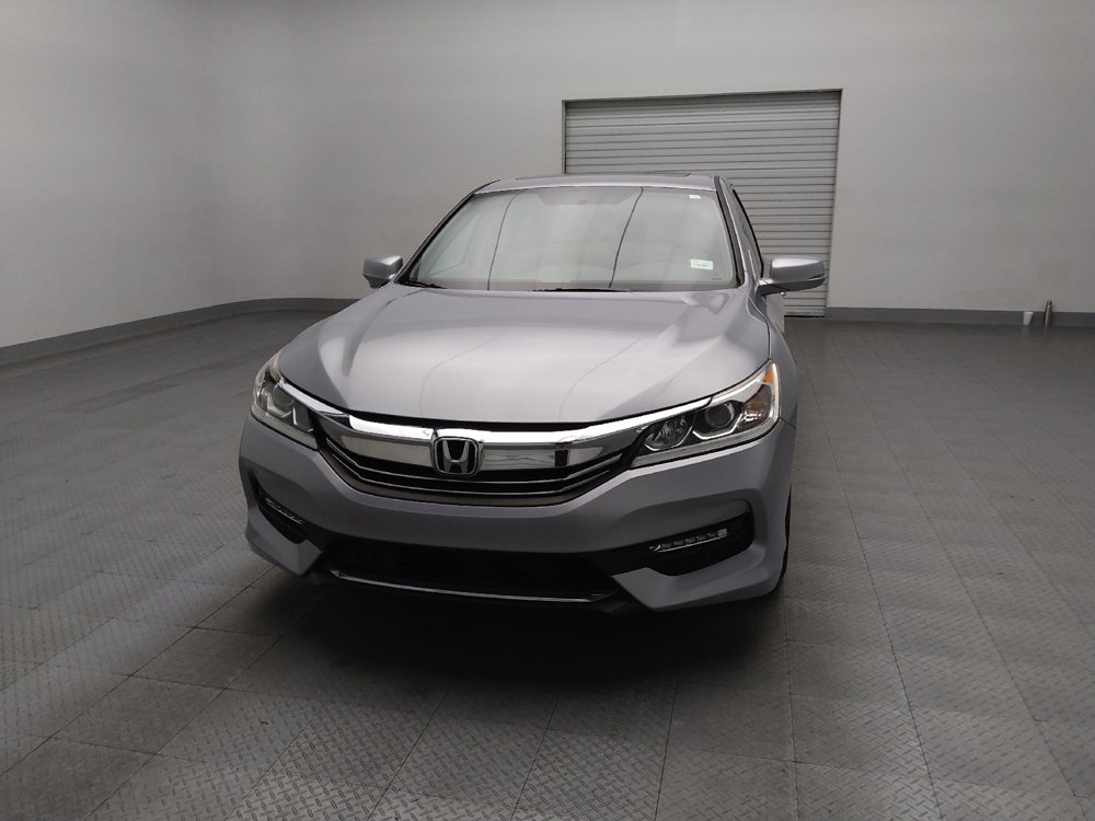 Used 2017 Honda Accord EX image 15