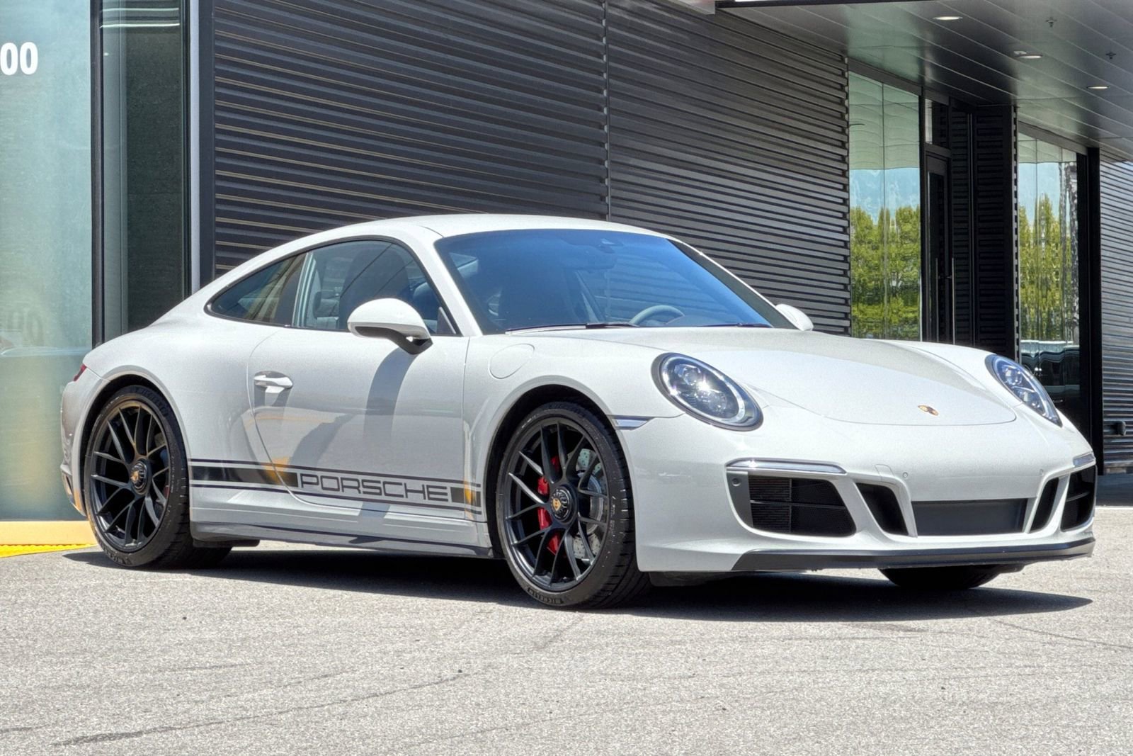 Used 2019 Porsche 911 Carrera GTS RWD image 10