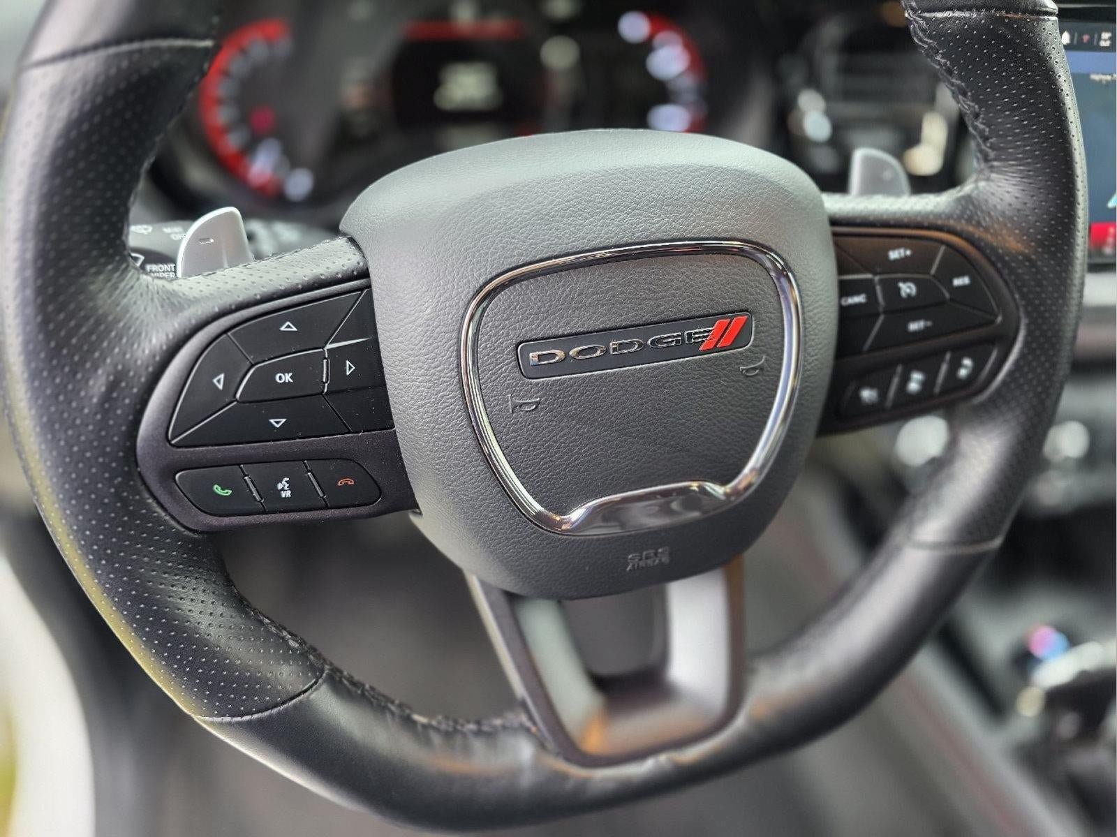 Used 2025 Dodge Durango GT AWD/4WD image 16
