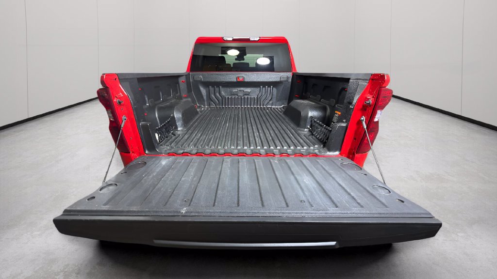 Certified 2025 Chevrolet Silverado 1500 Custom RWD image 30