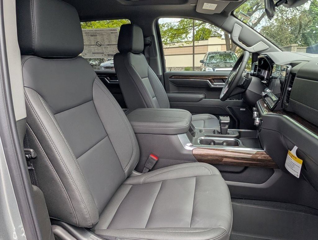 New 2026 GMC Sierra 1500 Elevation w/ Elevation Premium Package AWD/4WD image 31