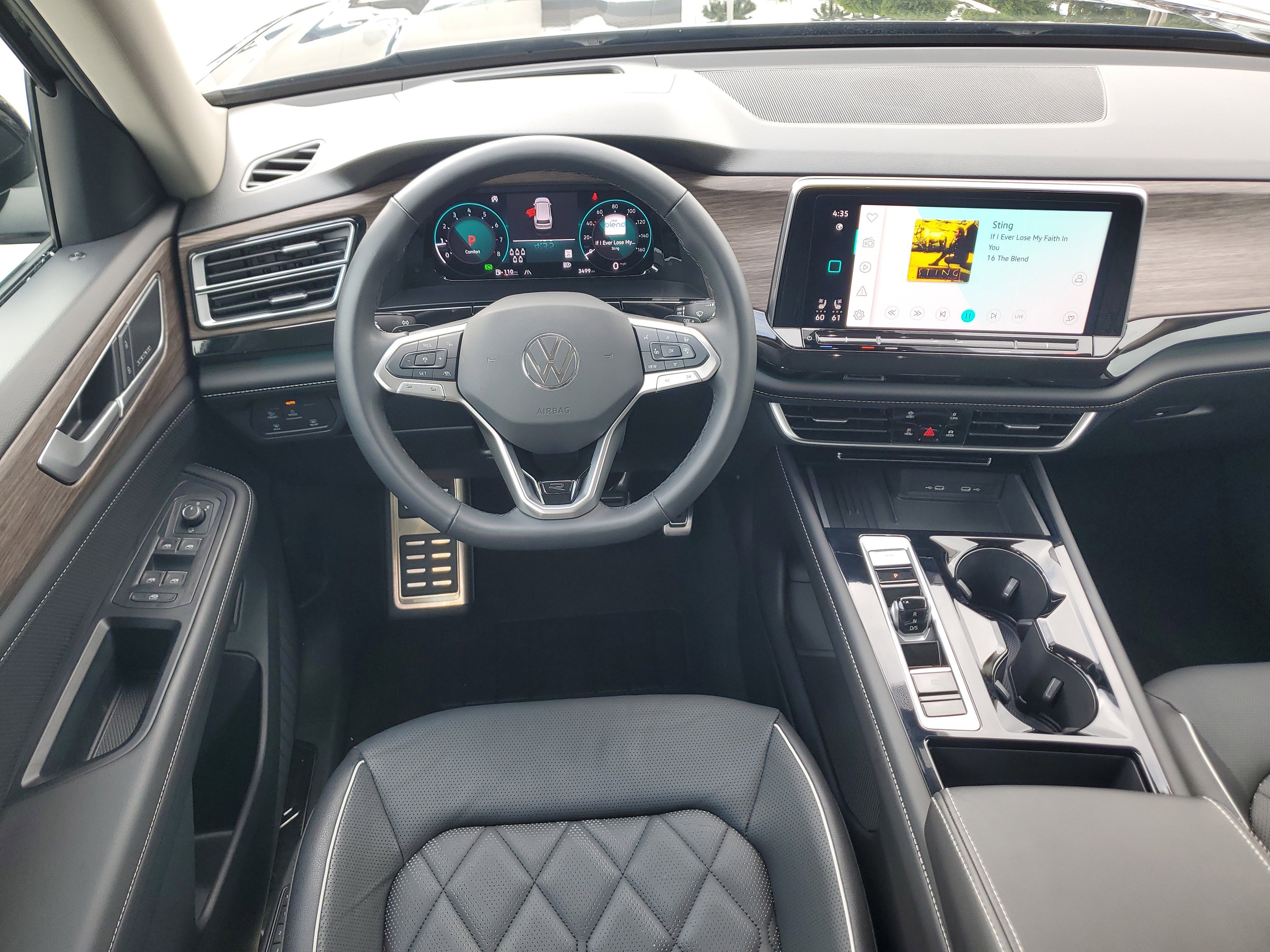 Used 2025 Volkswagen Atlas SEL Premium R-Line image 21