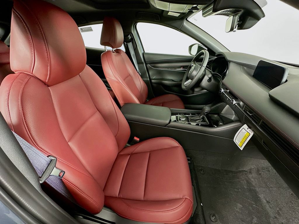 New 2026 MAZDA MAZDA3 Carbon image 35