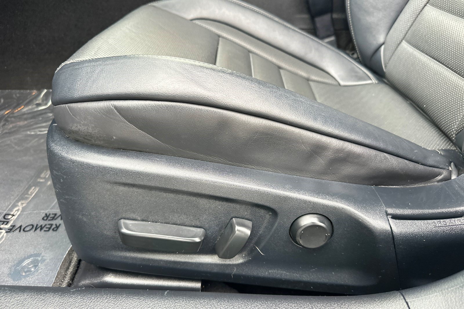 Used 2019 Lexus IS 350 F Sport w/ F Sport Package RWD image 13