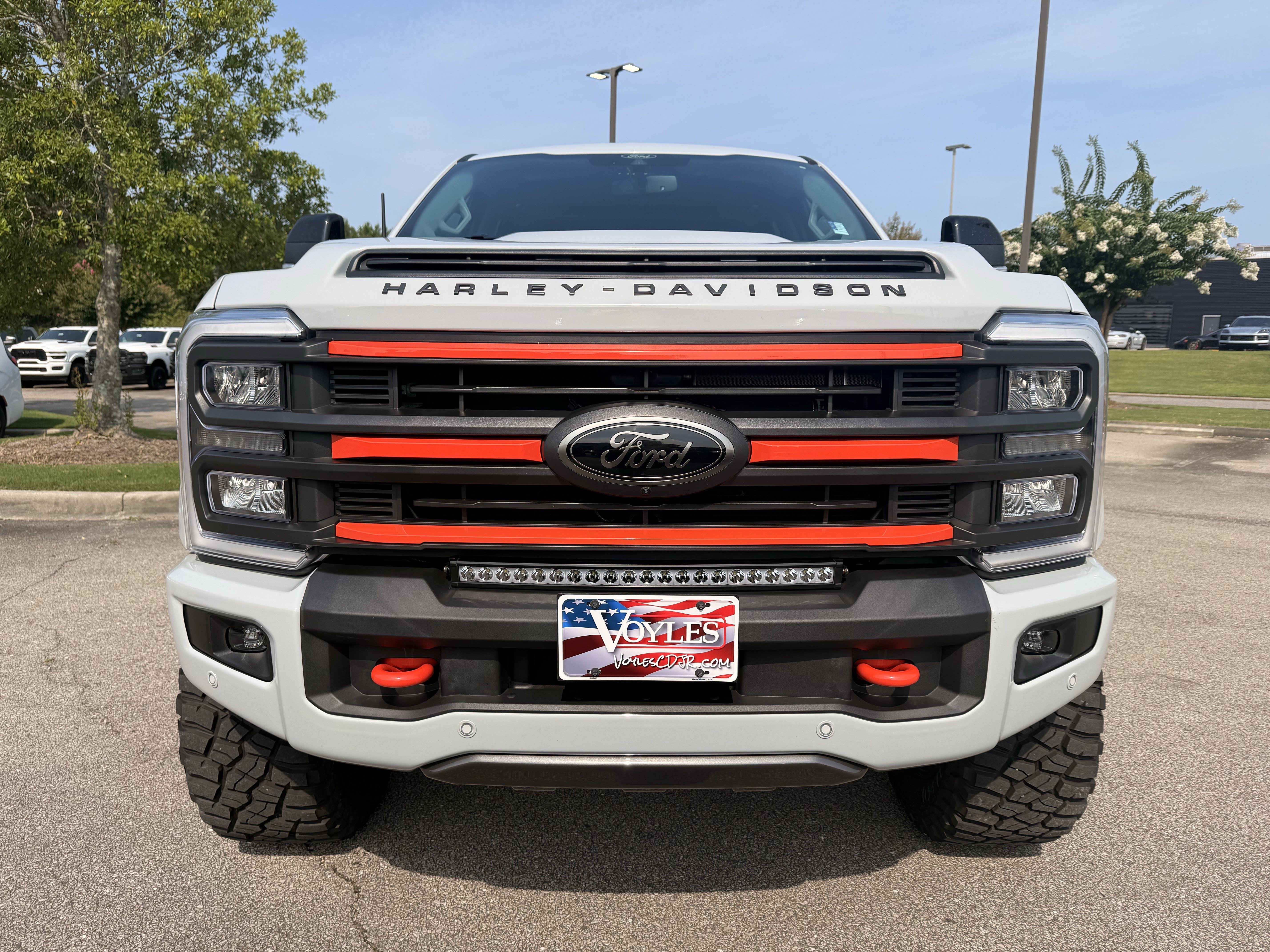 Used 2026 Ford F250 Lariat w/ Black Appearance Package AWD/4WD image 2