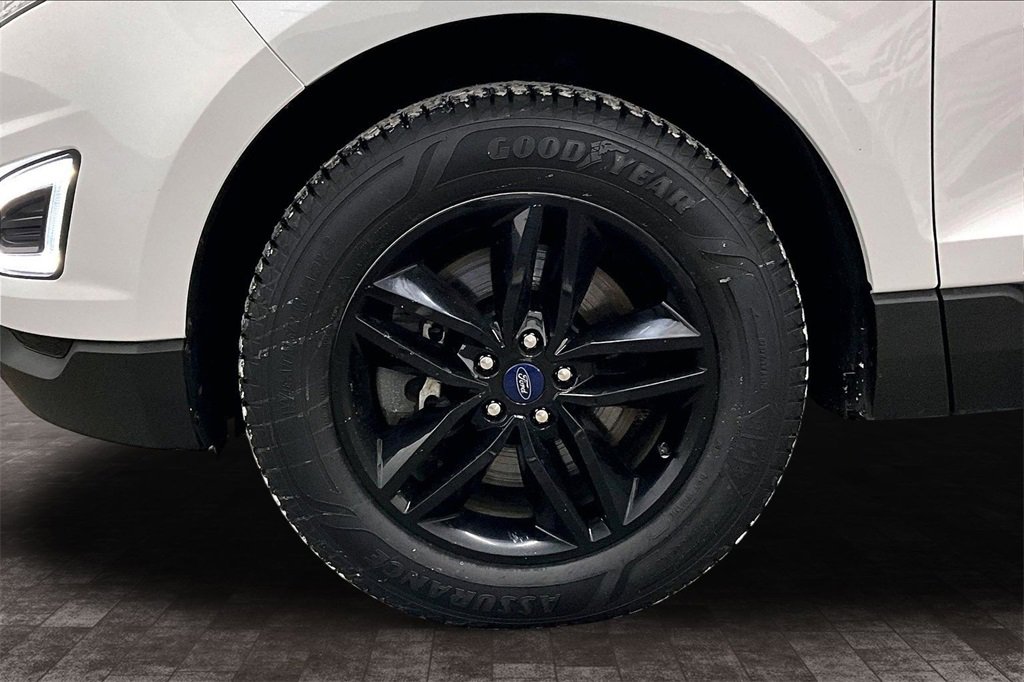 Used 2018 Ford Edge SEL w/ Equipment Group 201A image 34