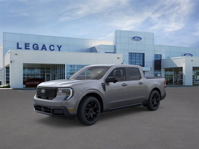 New 2025 Ford Maverick Lariat w/ Black Appearance Package