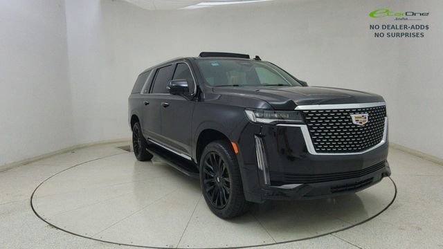Used 2023 Cadillac Escalade ESV Premium Luxury image 71