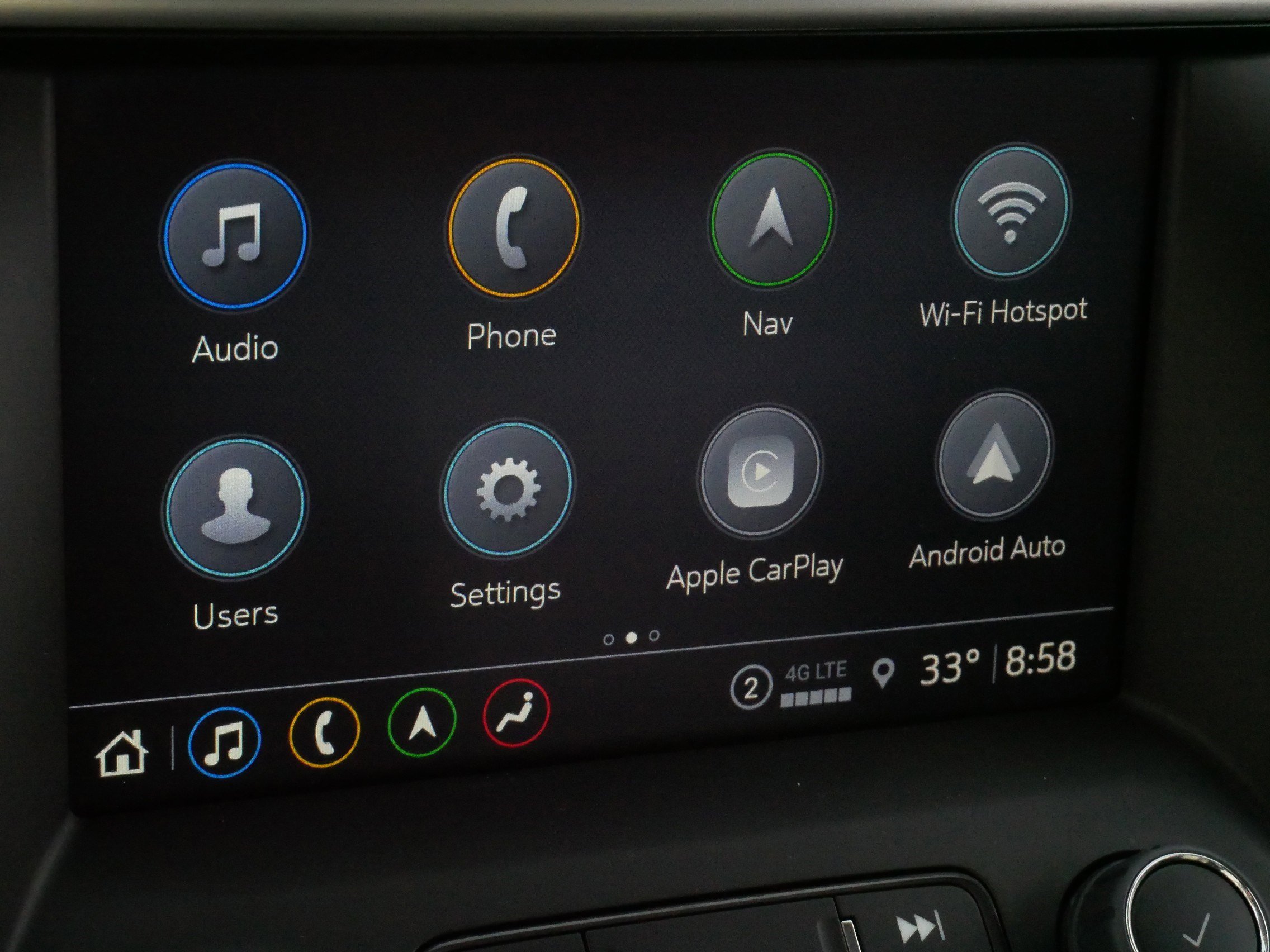 Used 2023 GMC Acadia SLT w/ Preferred Package image 29