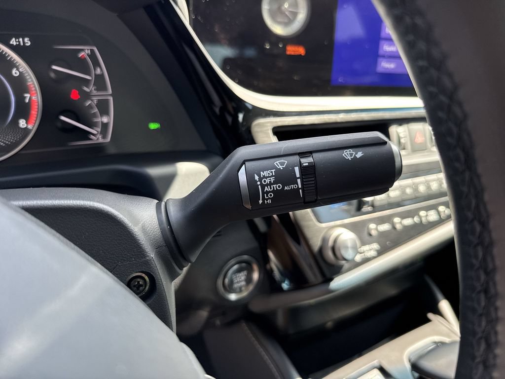 Used 2025 Lexus ES 350 w/ Premium Package FWD image 57