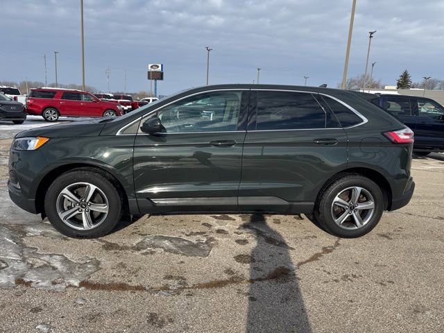 Used 2024 Ford Edge SEL w/ Convenience Package image 8