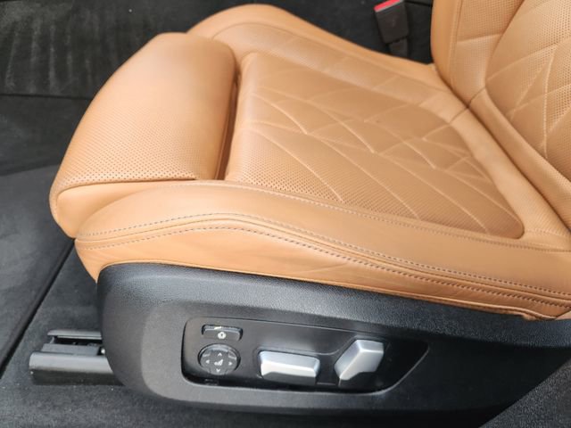 Used 2023 BMW X6 xDrive40i w/ Premium Package AWD/4WD image 18