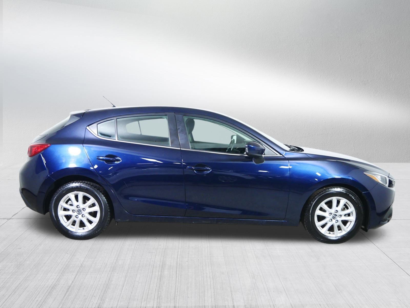 Used 2015 MAZDA MAZDA3 i Touring image 8
