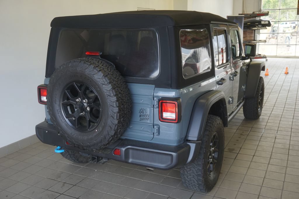 Used 2024 Jeep Wrangler Unlimited AWD/4WD image 15