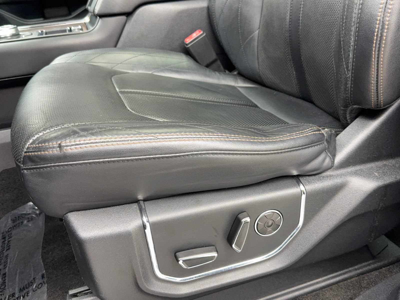 Used 2019 Ford Expedition Platinum RWD image 35