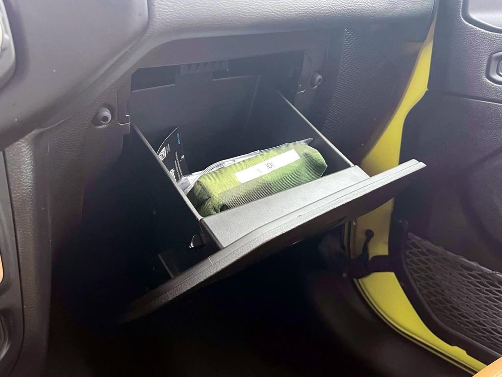 Used 2023 Jeep Wrangler Unlimited Sahara image 25