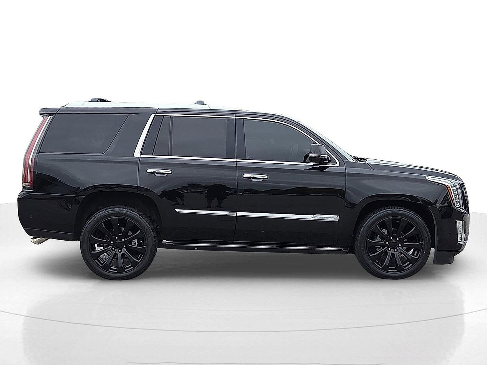 Used 2017 Cadillac Escalade Platinum image 6