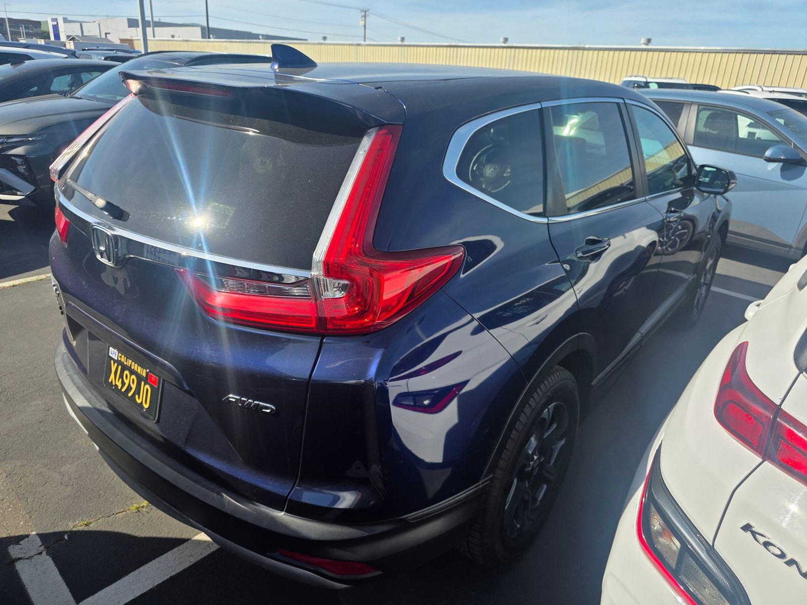 Used 2017 Honda CR-V EX-L image 3