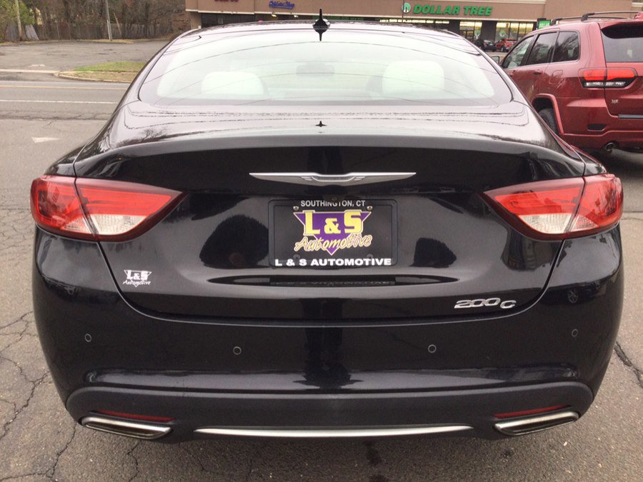 Used 2015 Chrysler 200 C w/ Navigation & Sound Group I image 8