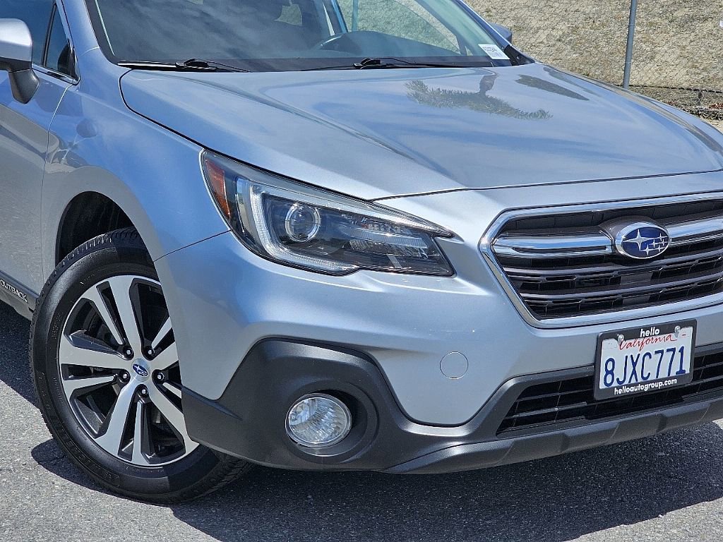 Used 2019 Subaru Outback 2.5i Limited AWD/4WD image 6