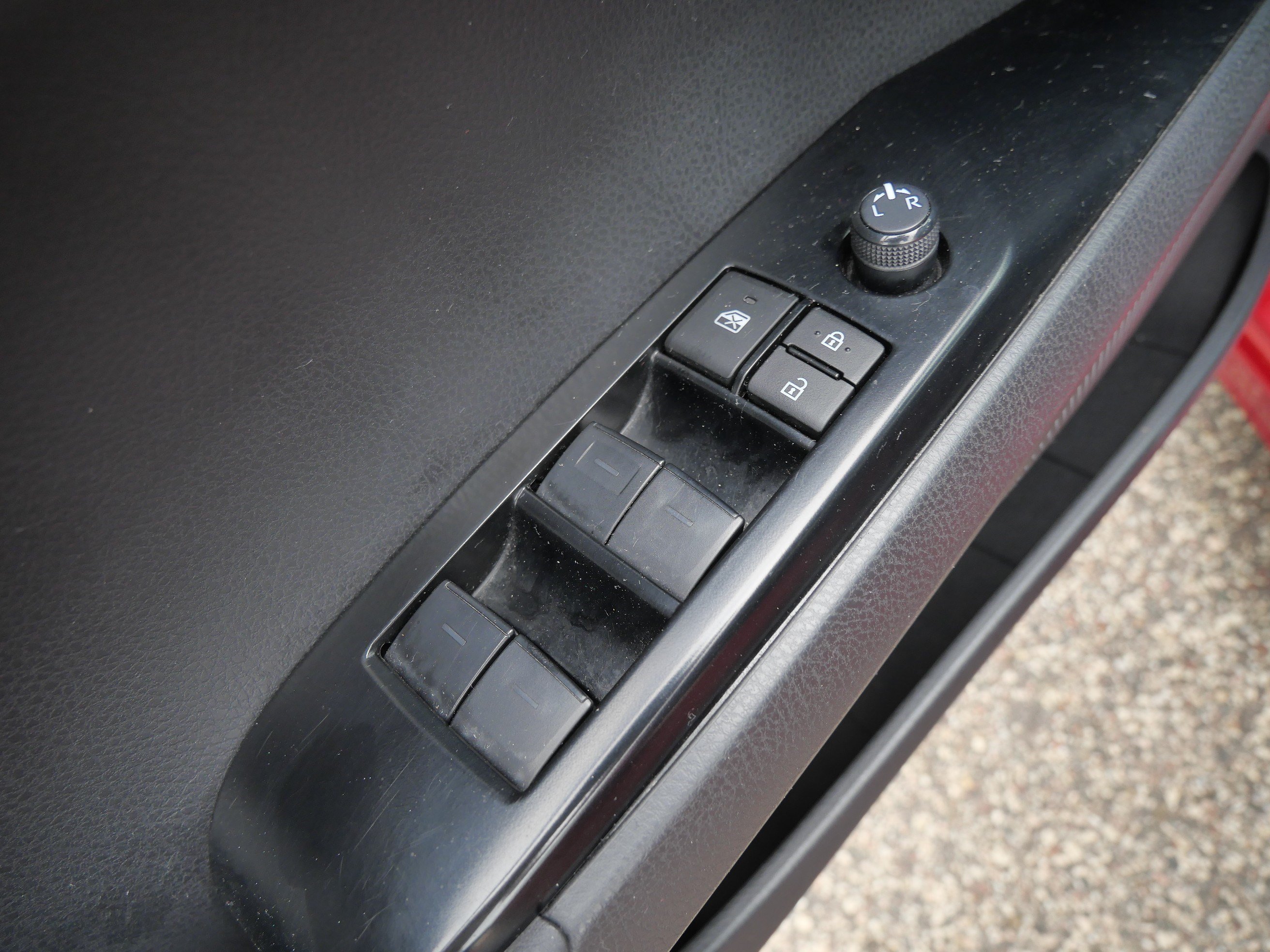 Certified 2025 Toyota Camry SE FWD image 20