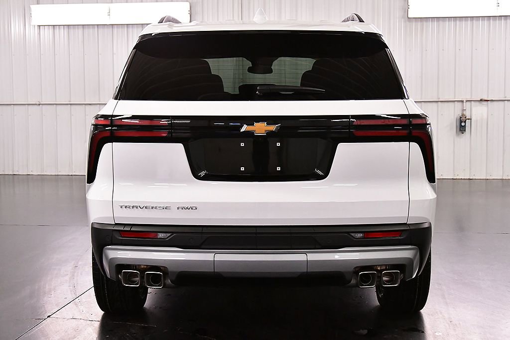 New 2026 Chevrolet Traverse LT w/ Sun and Wheel Package AWD/4WD image 6